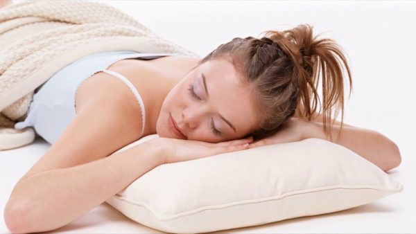 Как нужно спать при остеохондрозе шейного отдела позвоночника thumbnail