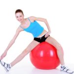 Упражнения с мячом для лечения позвоночника