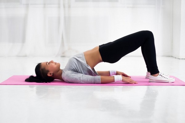 Физические упражнения – наиболее эффективный вариант лечения ромбовидной мышцы