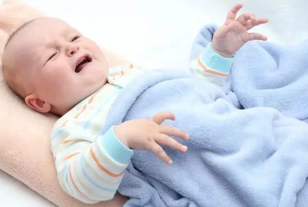 У ребенка поднялась температура после прививки акдс и полиомиелит thumbnail